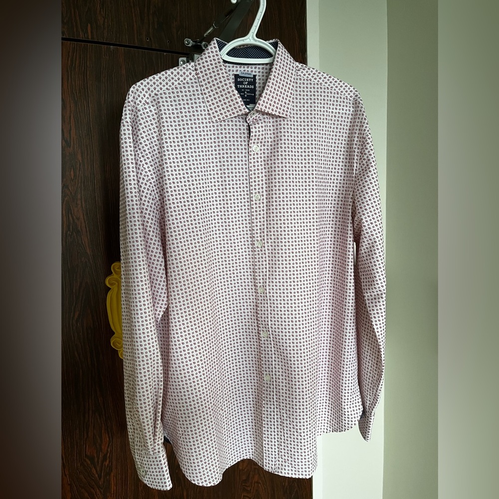 Large Mens dress shirt, light pink pattern, stretch
